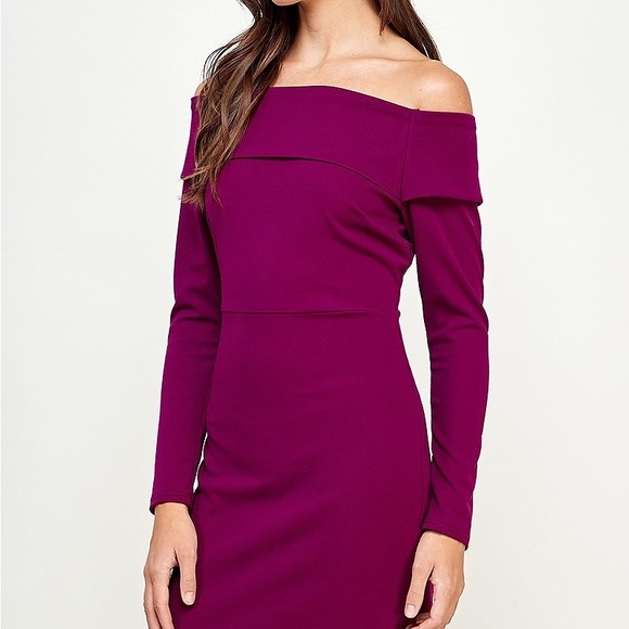 NWT Magenta Pink Off the Shoulder Long Sleeve Mini Dress - Picture 3 of 7